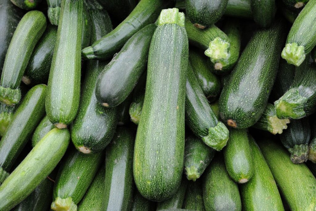 Zucchini look like a cucumber